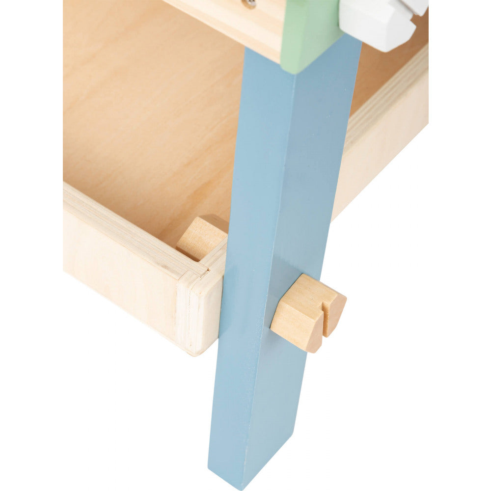 Compact Workbench